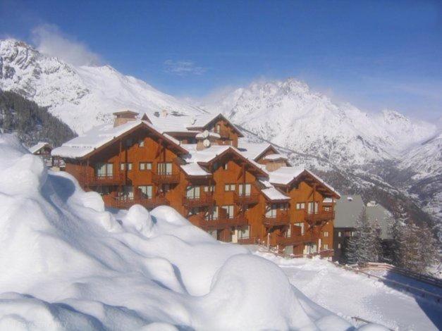 Les Petits Eterlous Appartement T3 36M2 A Puy St Vincent 1800 Alpes Du Sud 6 Personnes Parking Prive Couvert Пюи-Сен-Венсан Екстериор снимка