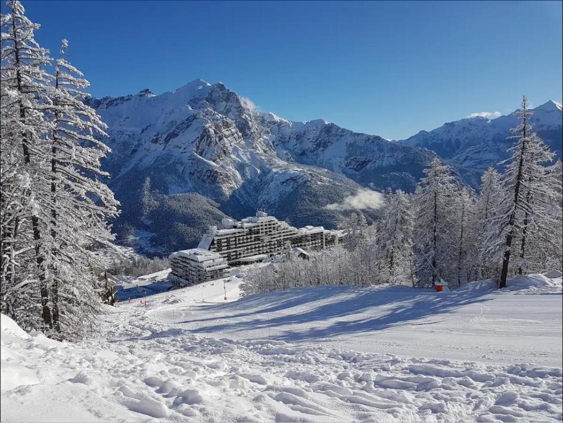 Les Petits Eterlous Appartement T3 36M2 A Puy St Vincent 1800 Alpes Du Sud 6 Personnes Parking Prive Couvert Пюи-Сен-Венсан Екстериор снимка