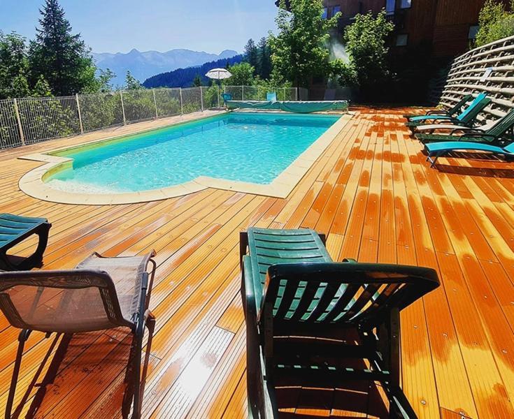 Les Petits Eterlous Appartement T3 36M2 A Puy St Vincent 1800 Alpes Du Sud 6 Personnes Parking Prive Couvert Пюи-Сен-Венсан Екстериор снимка